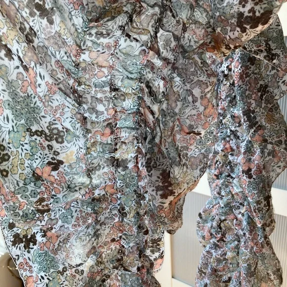 Floral Ruffle Scarf - Picture 2 of 2